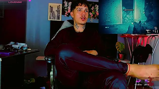 HannibalLester Show Webcam