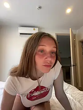 Santythousand Live XXX-Chat