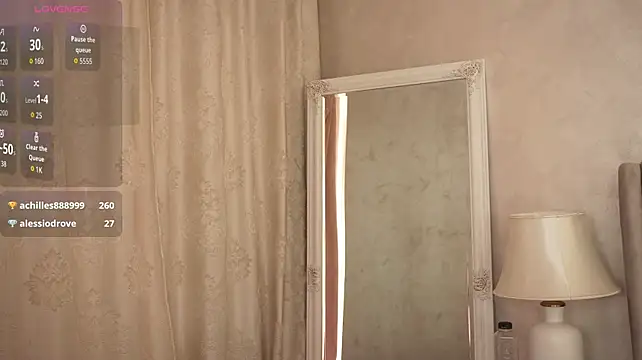 LunaaMillerX 即時 XXX 聊天