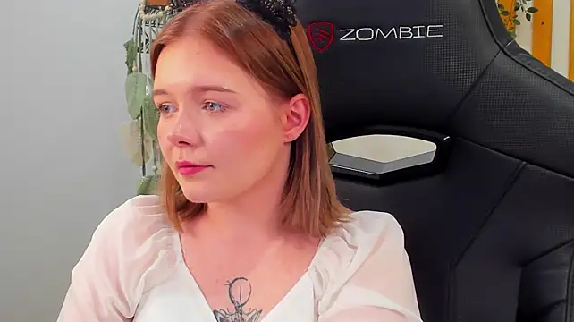 ElinaVale's Live XXX Chat