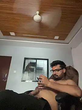 NoddingScorpion Show Webcam