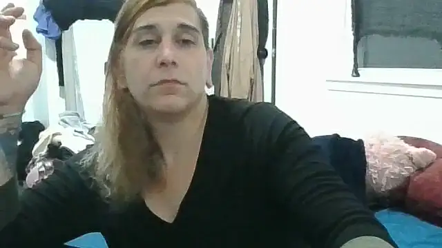 XXX chat uživo modela Reavynna