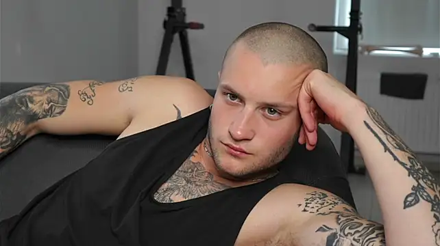 Онлайн чат XXX Igor_Wilde