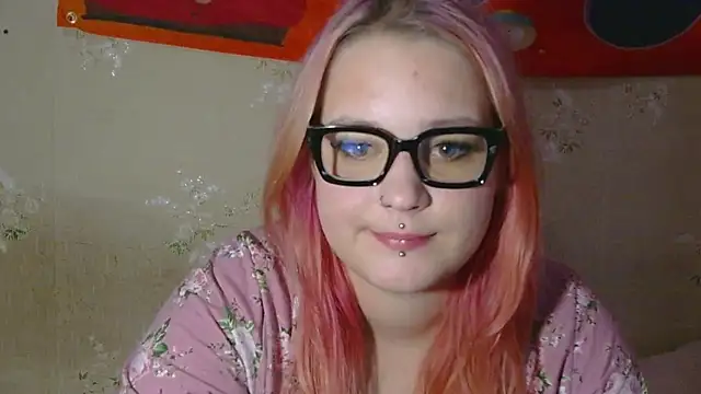 LolaSweetAngel's Live XXX Chat