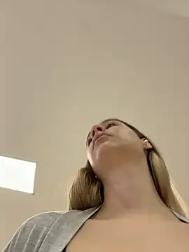 Chat +18 de SashaCatt ao vivo