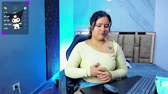 Chat +18 de natasha_adam21 ao vivo