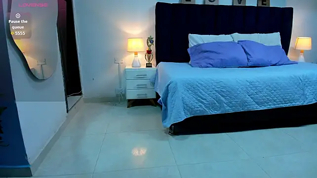 Chat +18 de Cloe26_ ao vivo