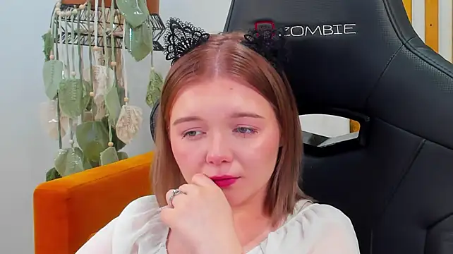 ElinaVale live XXX chat