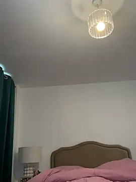 צ'אט XXX בשידור חי של Poppyshaw_