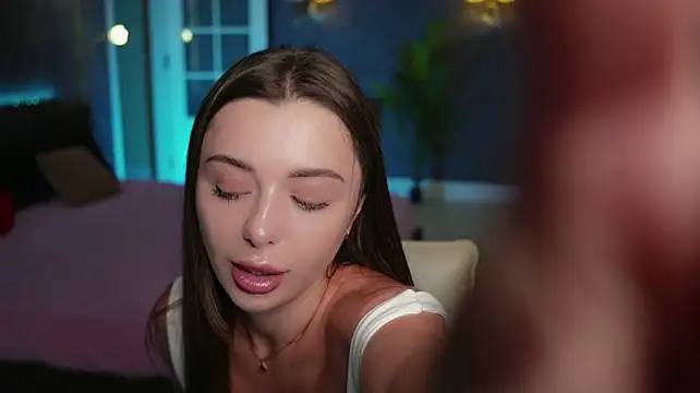 צ'אט XXX בשידור חי של DinaCandy