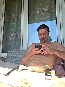 tomek84 Live XXX-Chat