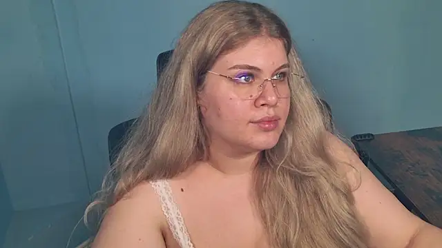 Chat XXX en directo de Allyy_baby