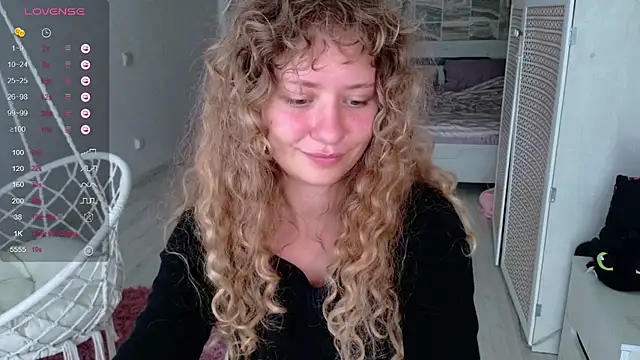 Milounee Chat XXX live