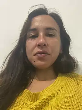 pili6263's Live XXX Chat