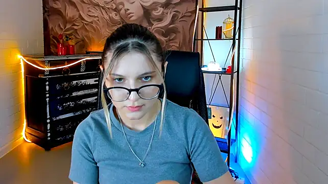 LeslieBloom Live XXX-chat