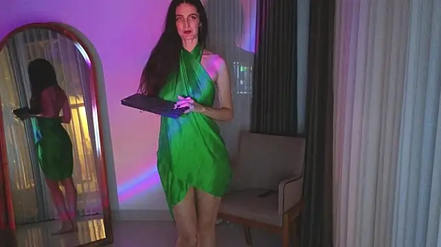 Chat +18 de Heidiluceous ao vivo