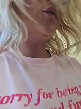 KaylinJan live XXX chat