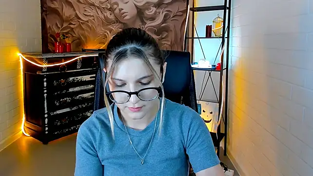 Chat XXX ao vivo de LeslieBloom