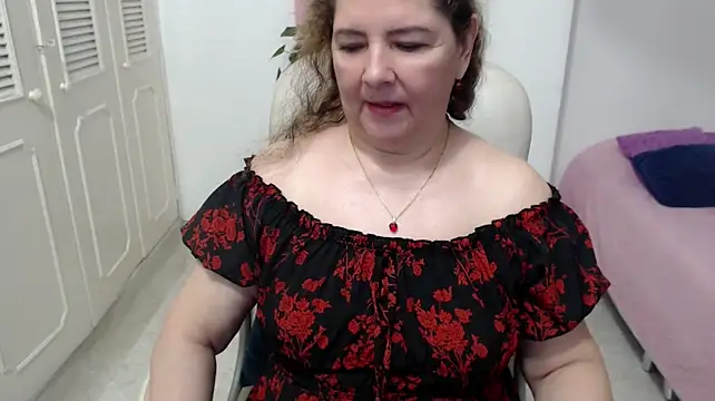 Chatroom XXX en direct de leonela_69