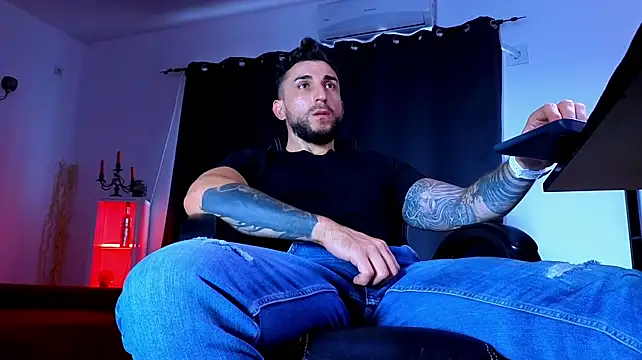 MightyAaron66 라이브 XXX 채팅