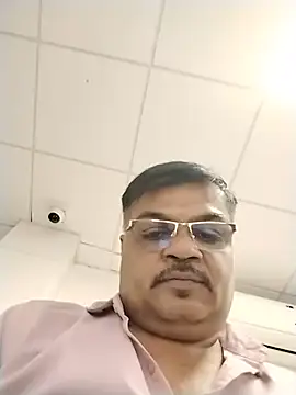 Desi_Gujju_Boy Adlı Modelin Web Kamerası Şovu