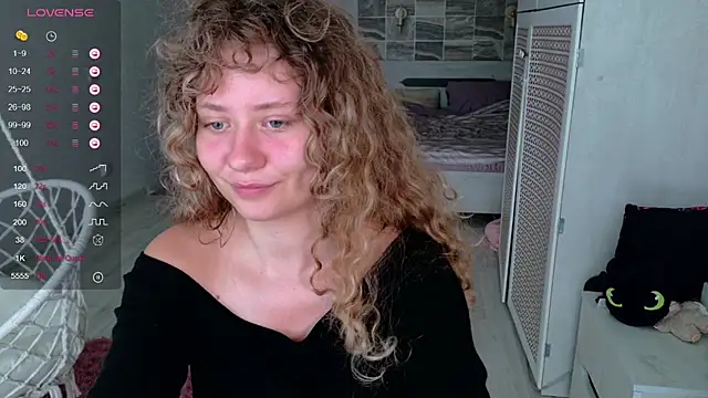 دردشة Milounee الجنسية المباشرة
