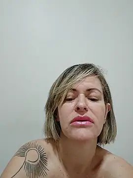 Misaudibel's Live XXX Chat