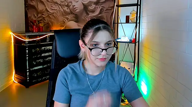XXX chat uživo modela LeslieBloom