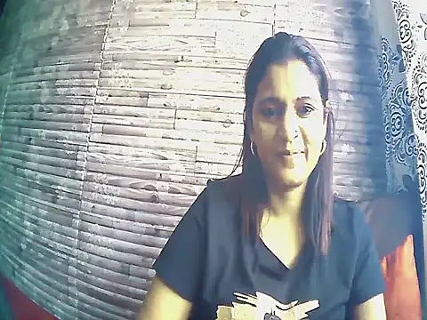 Chatroom XXX en direct de indianlusyy
