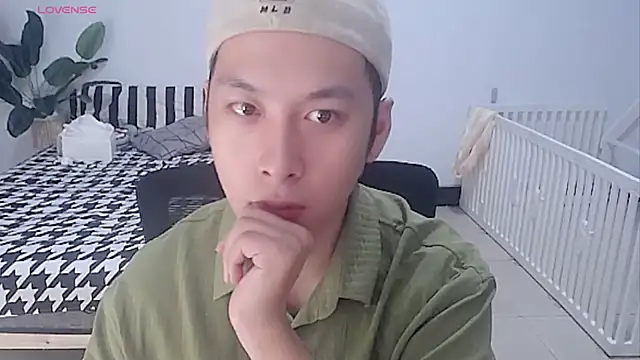 yichen008 Live XXX-chat