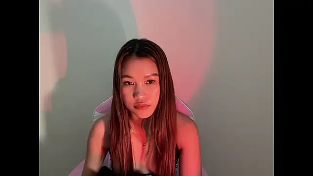 elonarae Adlı Modelin Canlı XXX Sohbeti