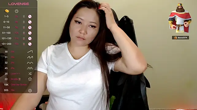 LisaAsianFlower 即時 XXX 聊天