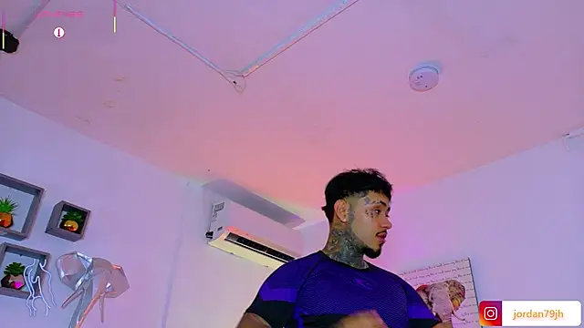 JordanSmiith_ élő XXX-chatje
