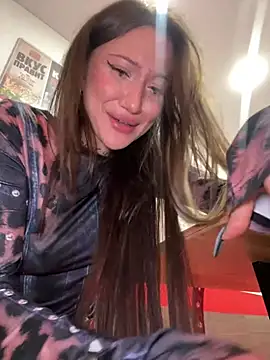 Czat XXX na żywo – SaintSquirt
