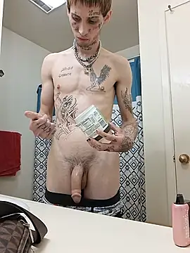 CamsWRLD XXX чат на живо