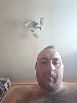 Czat XXX na żywo – StrictBobby