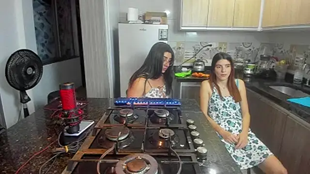 Khalifa_Gold: απευθείας συνομιλία ΧΧΧ