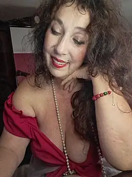 Chat +18 de GypsyEsmeralda ao vivo
