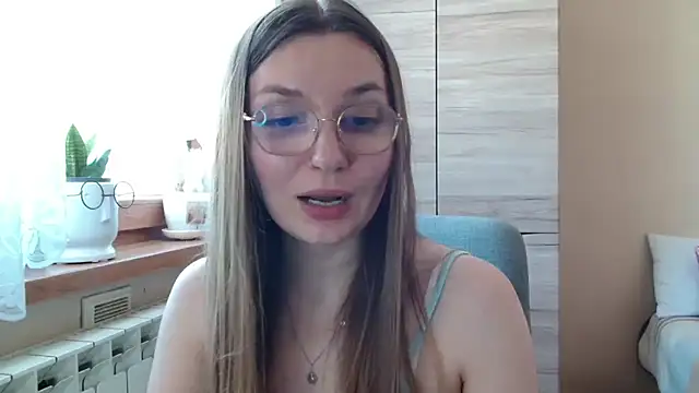 LooveELLYx Live XXX-Chat