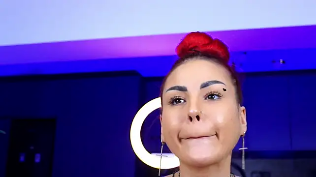NaomyFlame Chat XXX live
