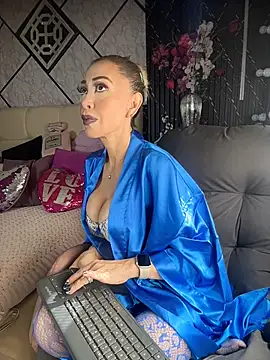 Chat XXX en directo de EvelinaGrey