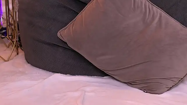 EmmaEmber 라이브 XXX 채팅