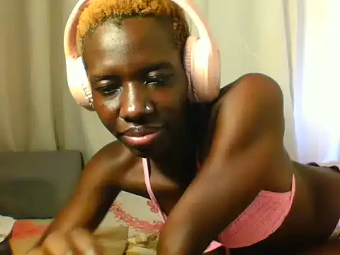 Goldy_petite live XXX chat