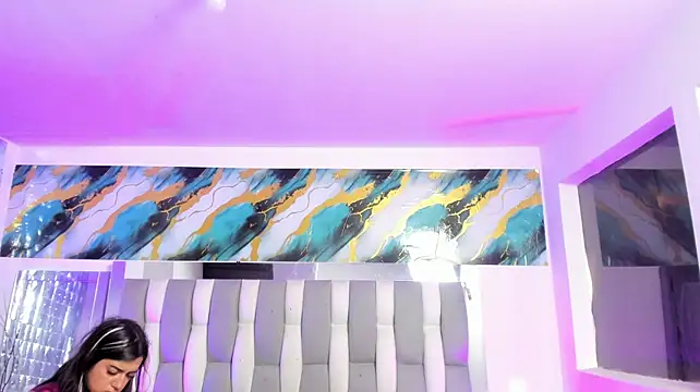 Chat +18 de IsaDiiaz ao vivo