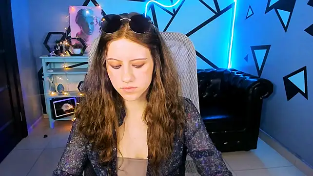 LidaDarknet's Live XXX Chat