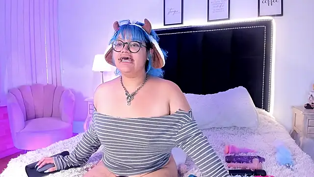 Blue_Cherry Chat XXX in diretta