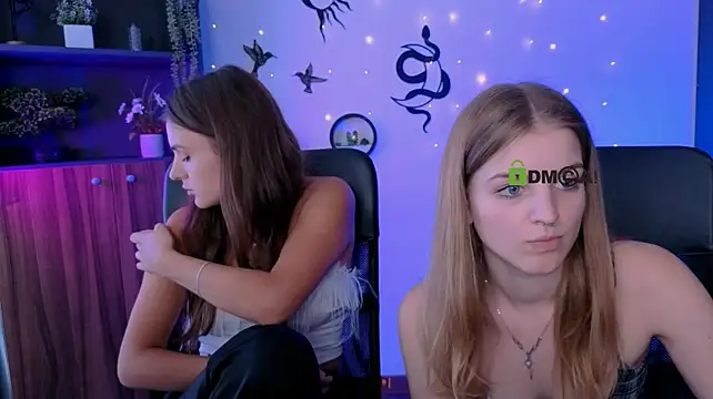 lisa_dark_ Chat XXX in diretta