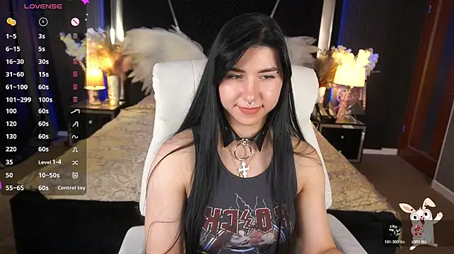 EmilyCandyy 现场XXX聊天