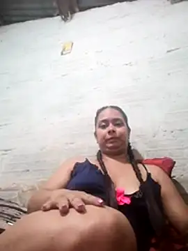 Zarinamoon's Live XXX Chat