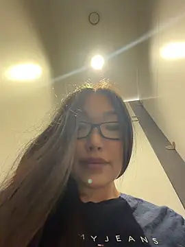 Chat +18 de trytomakememoam ao vivo